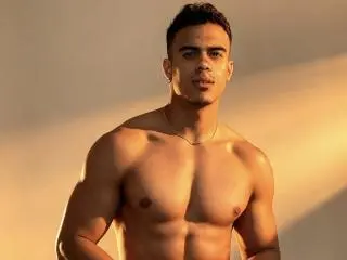 Xlovecam Live Sex Cam of DominicSalazar