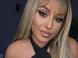 Xlovecam Private Sex Chat of PatriciaSpicey