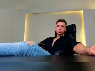 Xlovecam Sex Chat of KellenWest