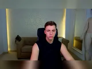 Xlovecam Nude Webcam of KellenWest