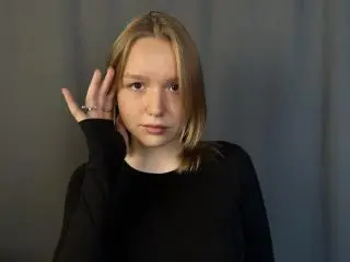 Xlovecam Watch Live Sex Cams of RimaPecinovsky