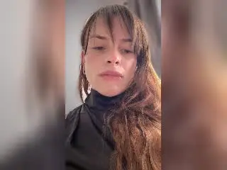 Xlovecam Sex Cam of GjynaHykarii