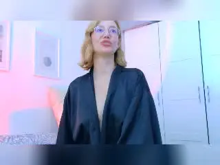 Xlovecam Free Live Porn of MissFrenchy
