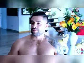 Xlovecam Free Live Porn of Lukas