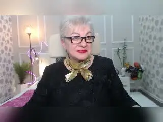 Xlovecam Adult Webcams of KayleSmoll