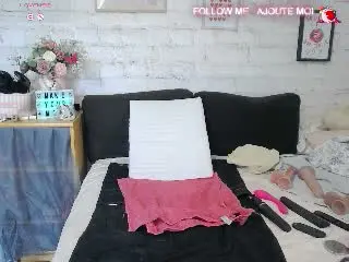 Xlovecam Free Porn Cam of JuliaFrancaise