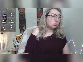 Xlovecam Adult Webcam of HelenEnigma
