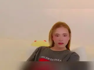 Xlovecam Nude Webcam of SeraphinneX