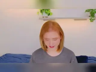 Xlovecam Free Live Porn of SeraphinneX