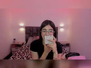 Xlovecam Sex Chat of PaulethJoens