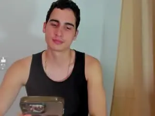 Xlovecam Adult Webcam of Ryanlevys
