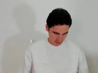Xlovecam Free Live Porn of Ryanlevys