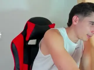 Xlovecam Live Sex of Ryanlevys