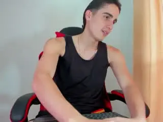 Xlovecam Live Sex Cam of Ryanlevys