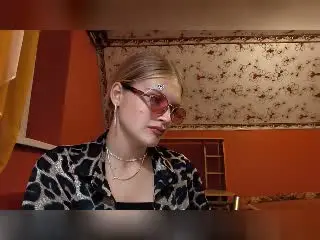 Xlovecam Free Live Porn of EdyTheViard
