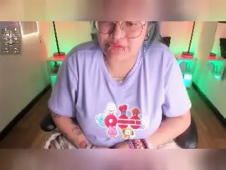 Xlovecam Live Porn of LuckyLeahh