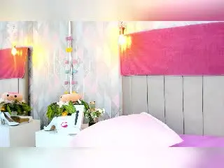 Xlovecam Adult Webcam of ZoeRedds