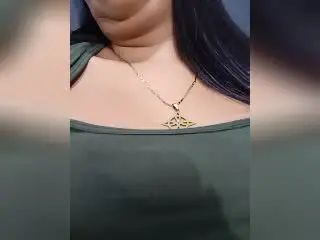 Xlovecam Nude Webcam of PauletteLoveX