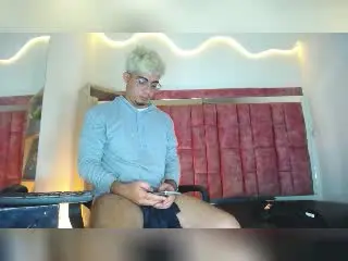 Xlovecam Nude Webcam of ZeusTrys