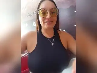 Xlovecam Sex Cam of GalaMalkova