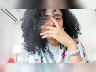 Xlovecam Live Porn of KirasPell