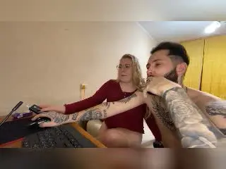 Xlovecam Private Sex Chat of MikeAndAnna