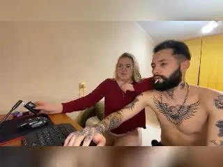 Xlovecam Best Webcam of MikeAndAnna