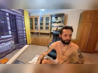 Xlovecam Sex Chat of MikeAndAnna