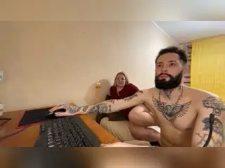 Xlovecam Private Sex Chat of MikeAndAnna