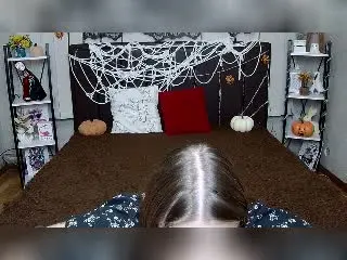 Xlovecam Nude Webcam of LauraHlot