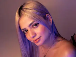 Xlovecam Free Live Porn of AlexaThoms