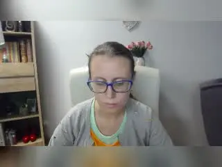 Xlovecam Nude Webcam of LizzySparkle