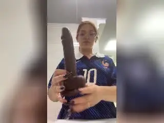 Xlovecam Adult Webcam of ElodieGardner