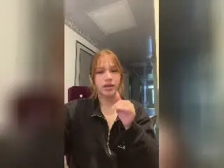 Xlovecam Watch Live Sex Cams of ElodieGardner