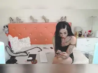 Xlovecam Live Sex Cam of IrisIrs