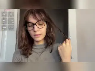 Xlovecam Free Live Porn of ErynAttridge