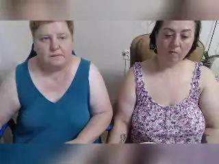 Xlovecam Live Sex of MollyAndJane