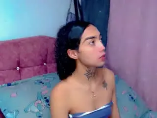 Xlovecam Free Porn Cam of DariannaArtehortua