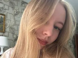 Xlovecam Live Sex of OraliaBeecken