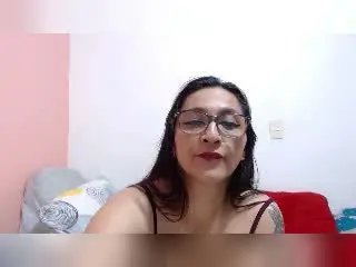 Xlovecam Live Sex of KarinaHotLatin
