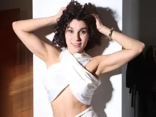 Xlovecam Live Porn of CurliestSue