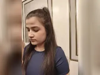 Xlovecam Watch Live Sex Cams of IrisBlair