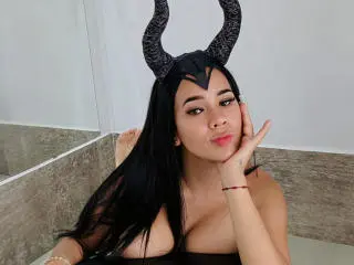 Xlovecam Live Sex of SolStephanny