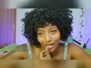 Xlovecam Free Live Porn of RoldanStefy