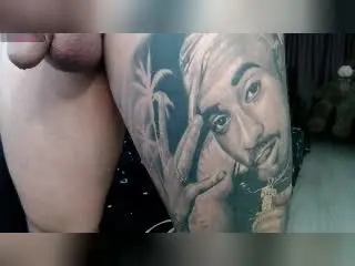 Xlovecam Free Porn Cam of GreenDylan
