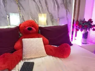 Xlovecam Sex Cam of CelesteMorel