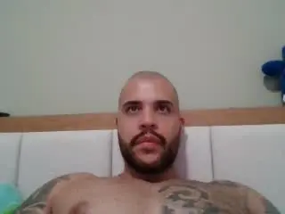 Xlovecam Free Live Porn of MedellynDark