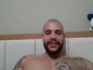 Xlovecam Free Porn Cam of MedellynDark