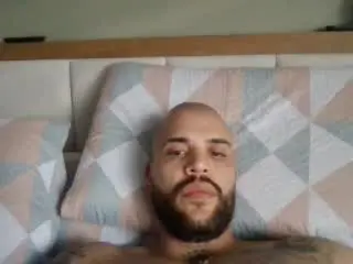Xlovecam Sex Chat of MedellynDark