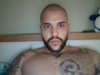 Xlovecam Sex Cam of MedellynDark
